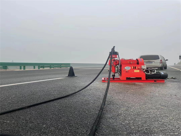 常德马路路基路面开裂下沉注浆加固灌浆